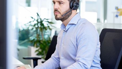 Collega a PC in ufficio con cuffie