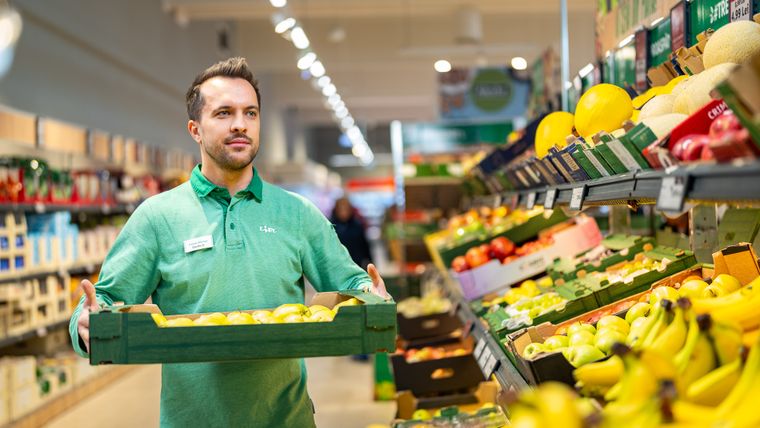 Angajat Lidl