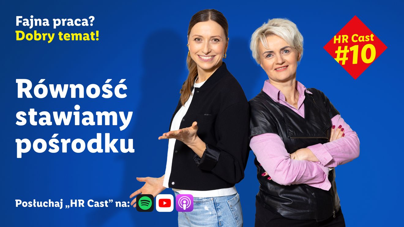 Równość stawiamy po środku