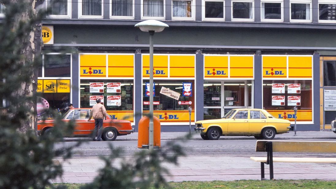 De allereerste Lidl winkel geopend in Duitsland