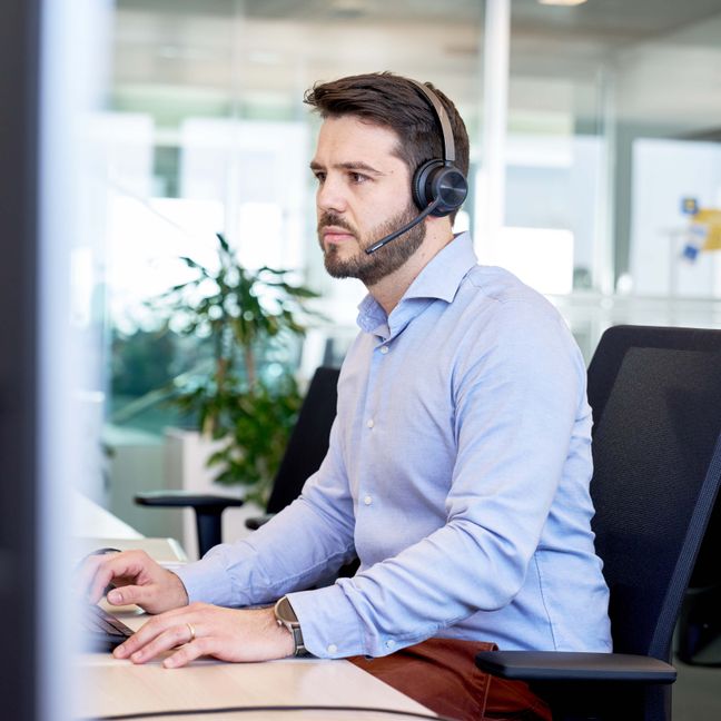 Collega a PC in ufficio con cuffie