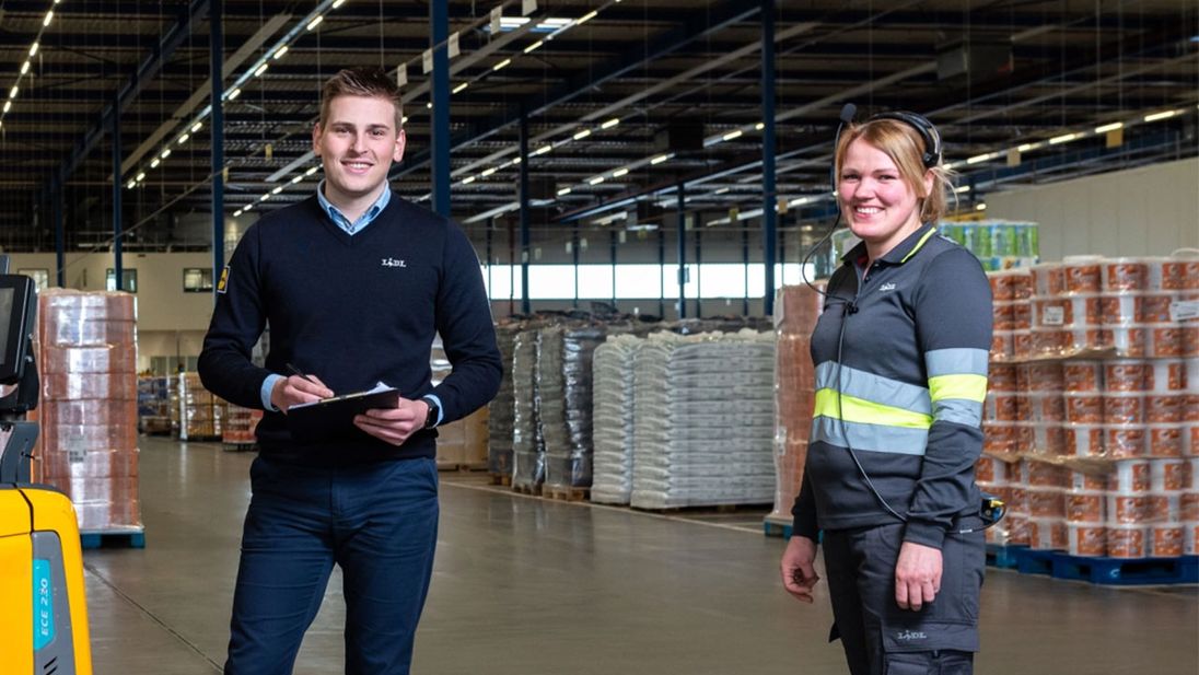 Lidl logistiek management trainee in een Lidl distributiecentrum