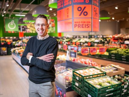 Portrait Hausleiter einer Kaufland-Filiale im Bereich Obst und Gemüse.