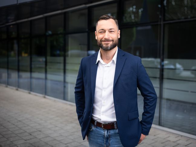 Sebastian Stoiber vor der Dienstleistung