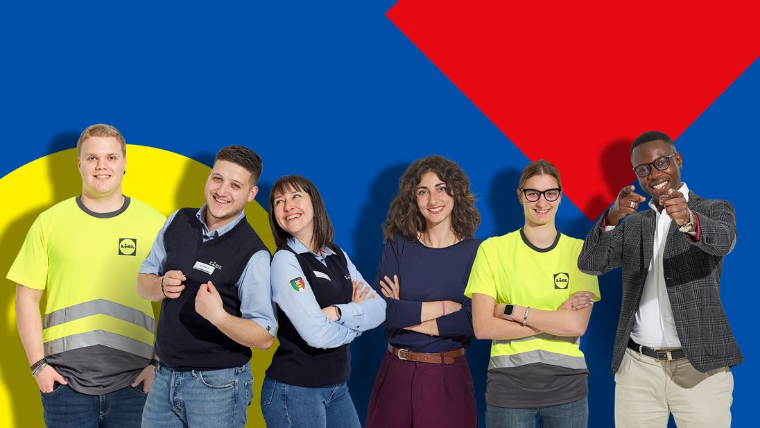 Colleghi sorridenti di Ufficio, Punto Vendita e Centro Logistico